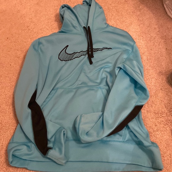 nike hoddie - Picture 1 of 1